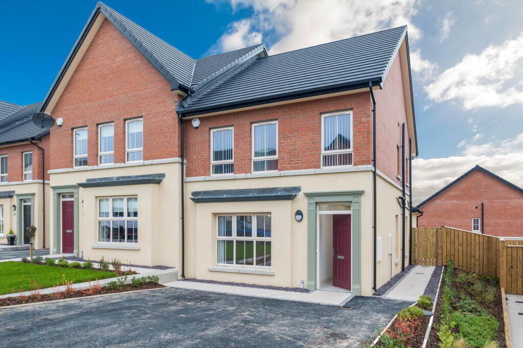 Photo 1 of 65 Lynn Hall Park, Bangor