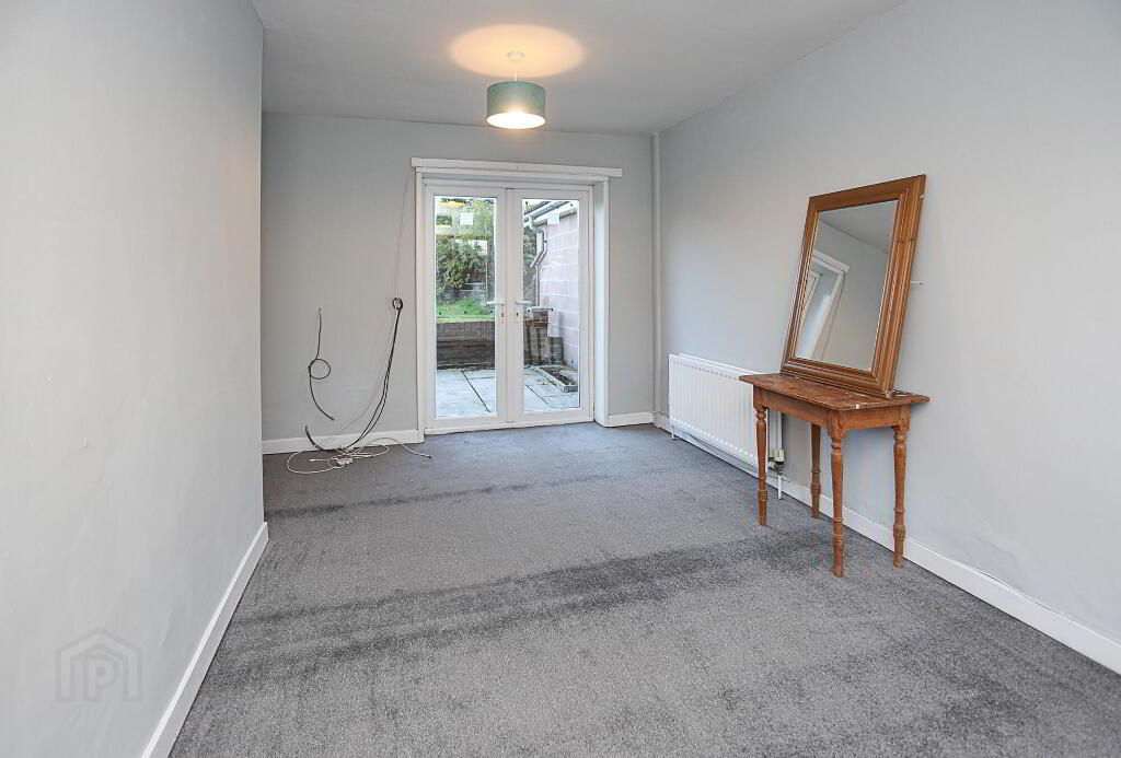 Photo 7 of 25 Flush Park, Rosetta, Belfast