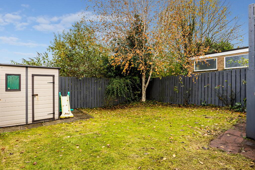 Photo 13 of 32 Burnside Avenue, Belfast