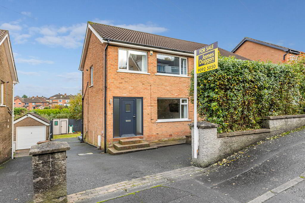 Photo 1 of 32 Burnside Avenue, Belfast