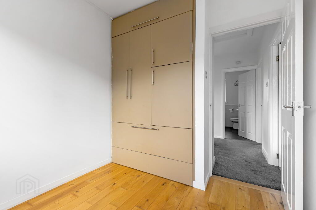 Photo 22 of 32 Burnside Avenue, Belfast