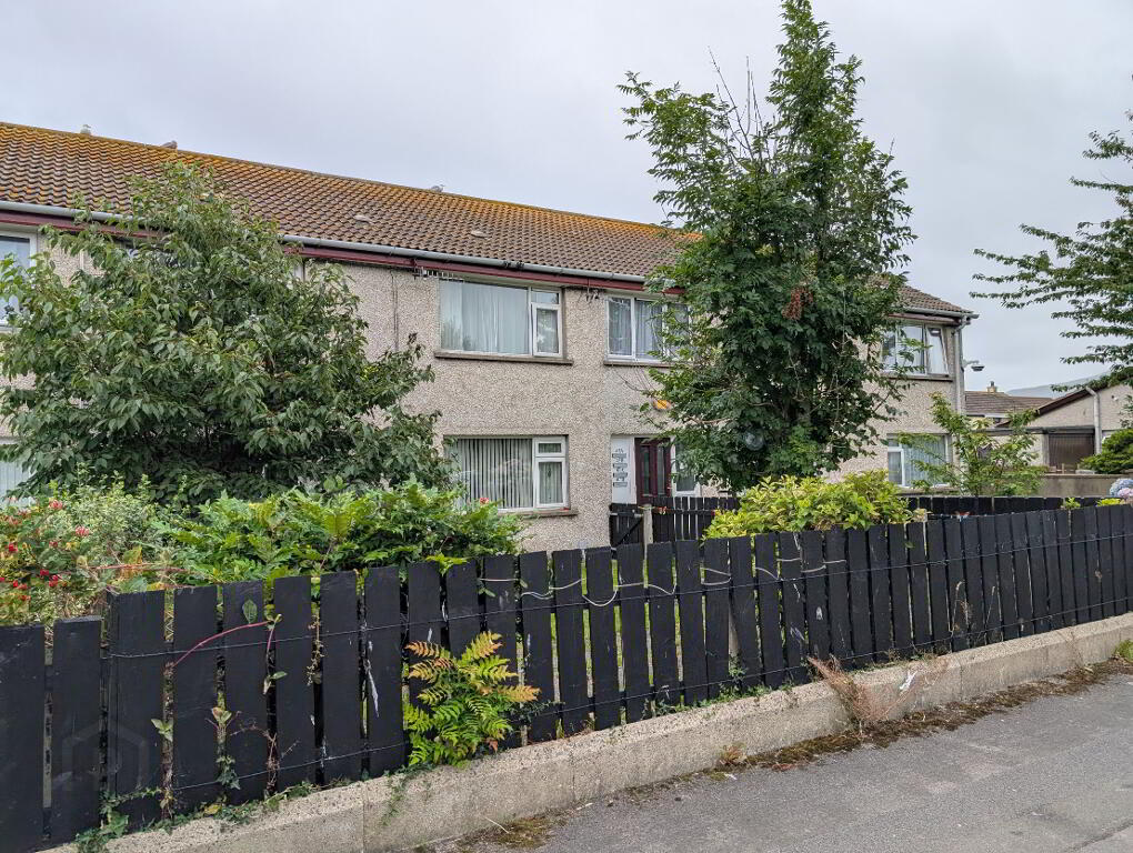 Photo 3 of Unit B, 47 Bracken Avenue, Newcastle