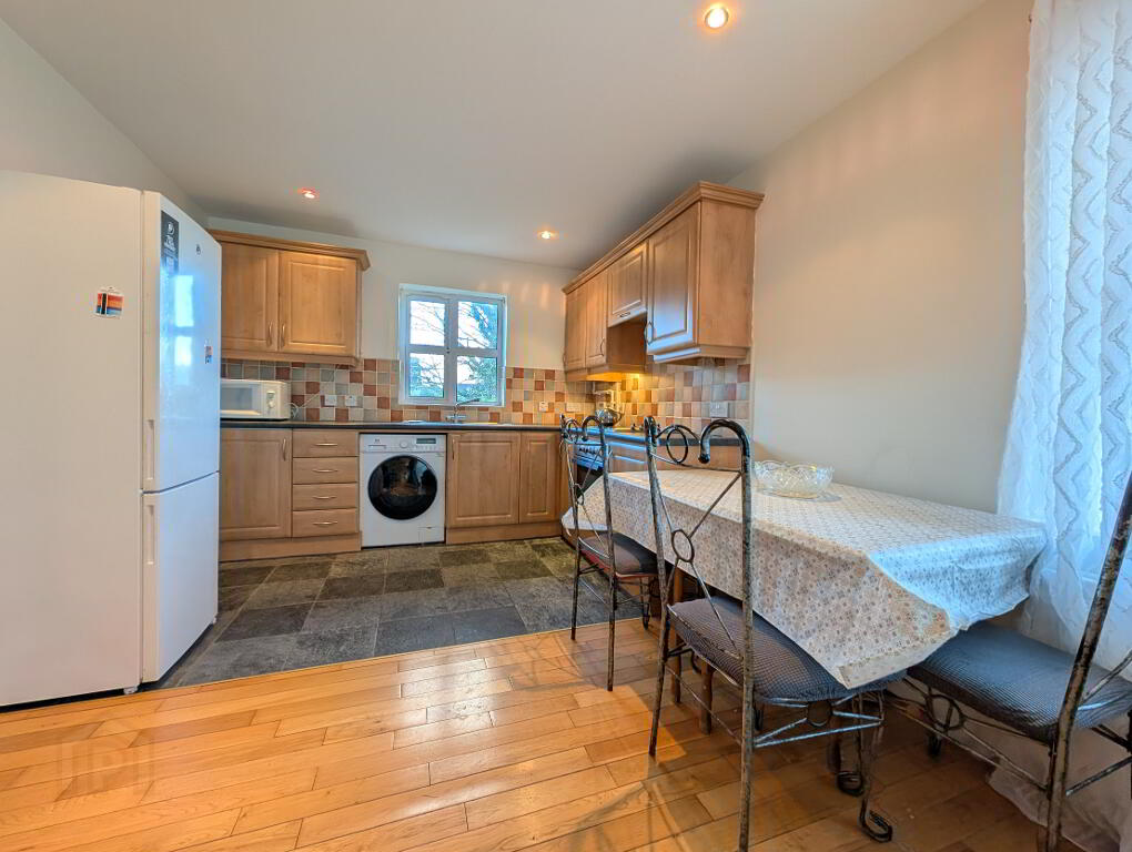 Photo 6 of 25 Lawnfield Grove, Newcastle