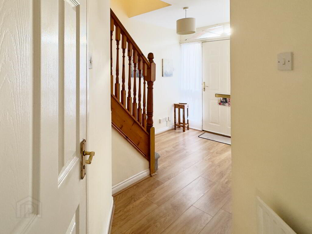 Photo 3 of 10 Ardenlee Green, Belfast