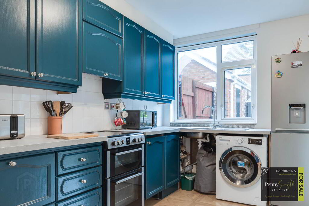 Photo 15 of 12 Drumglass Avenue, Bangor