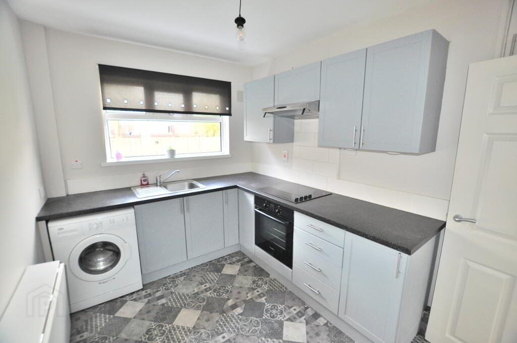 Photo 3 of 55 Clarawood Park, Belfast