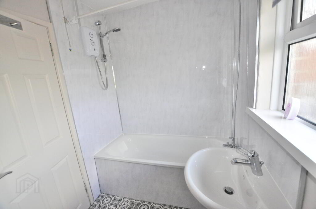 Photo 9 of 55 Clarawood Park, Belfast