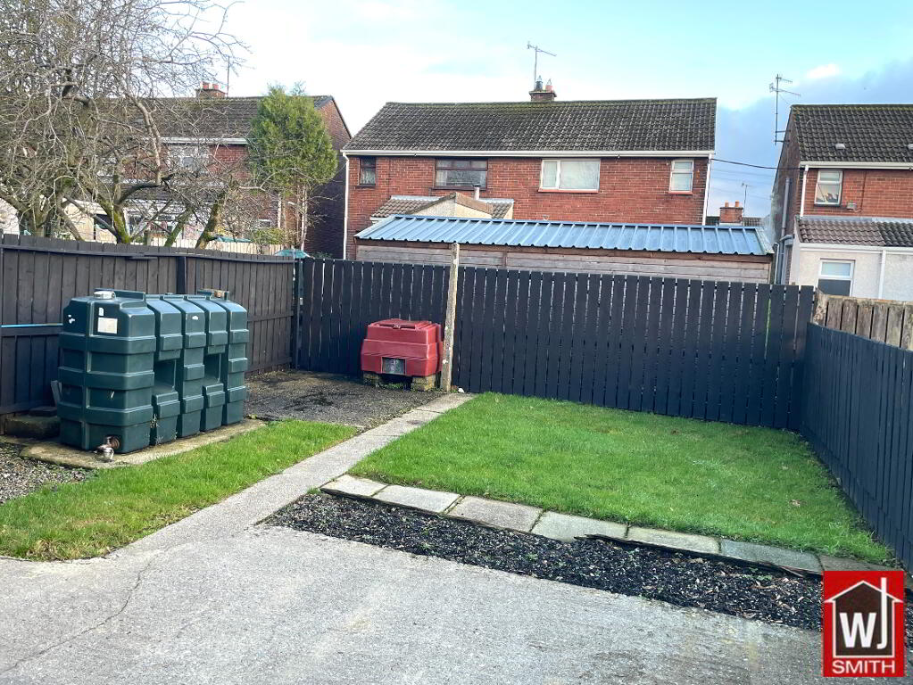 Photo 35 of 17 Hospital Road, Castlederg