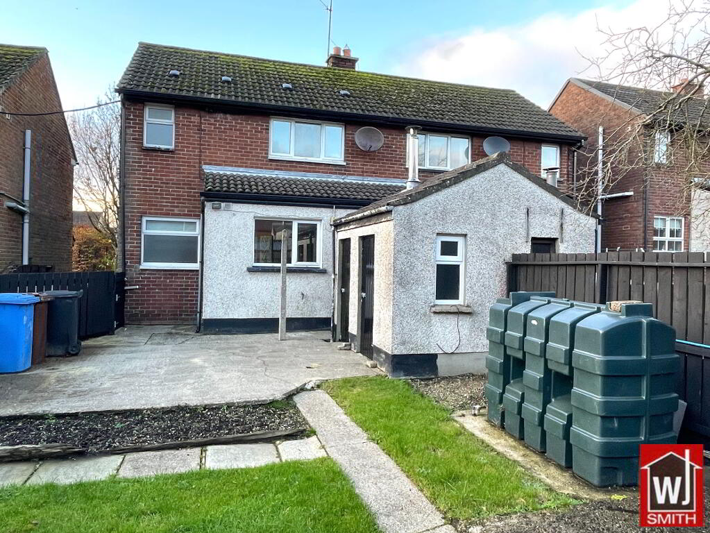 Photo 36 of 17 Hospital Road, Castlederg