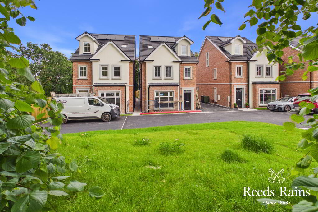 4 Bedroom Detached in BT27 4AT