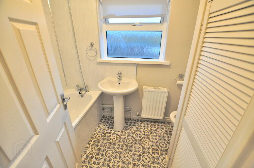 Photo 11 of 55 Clarawood Park, Belfast