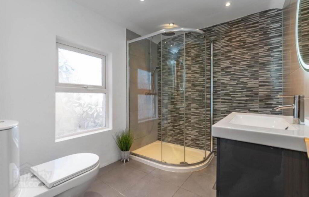 Photo 29 of 49 Victoria Road, Bangor