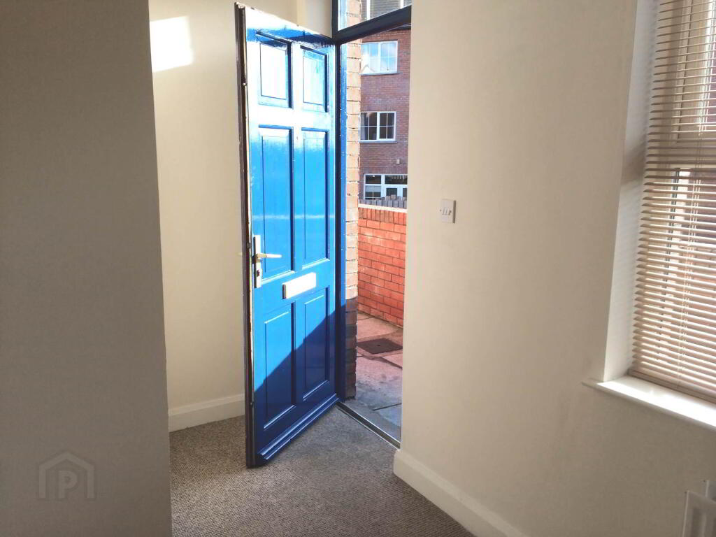 Photo 4 of 10 Linen Crescent, Bangor