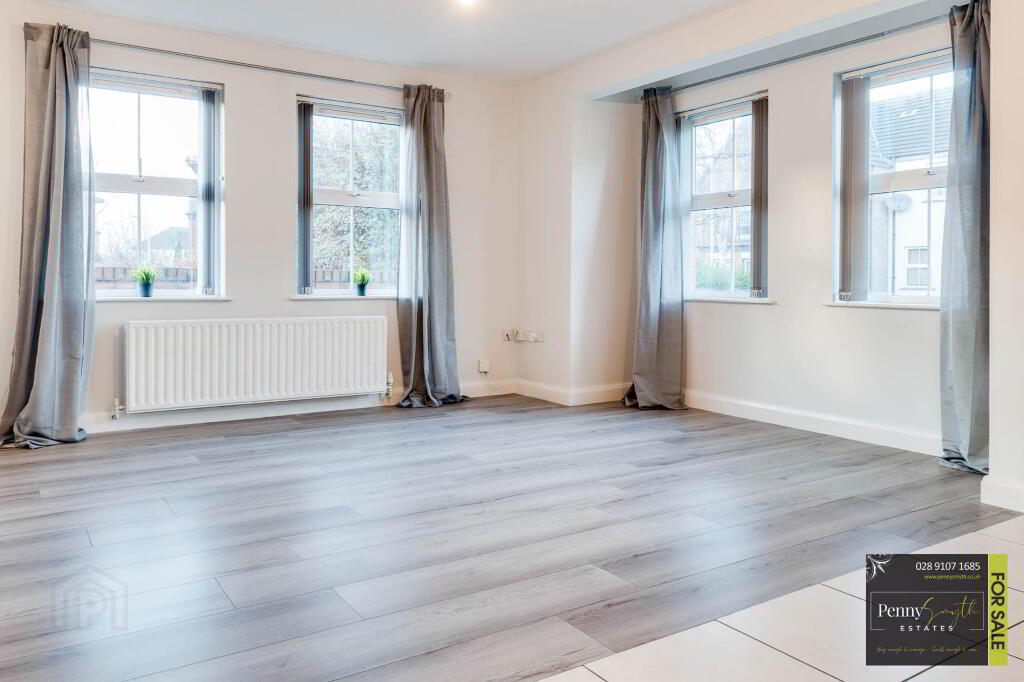 Photo 5 of 10 Linen Crescent, Bangor