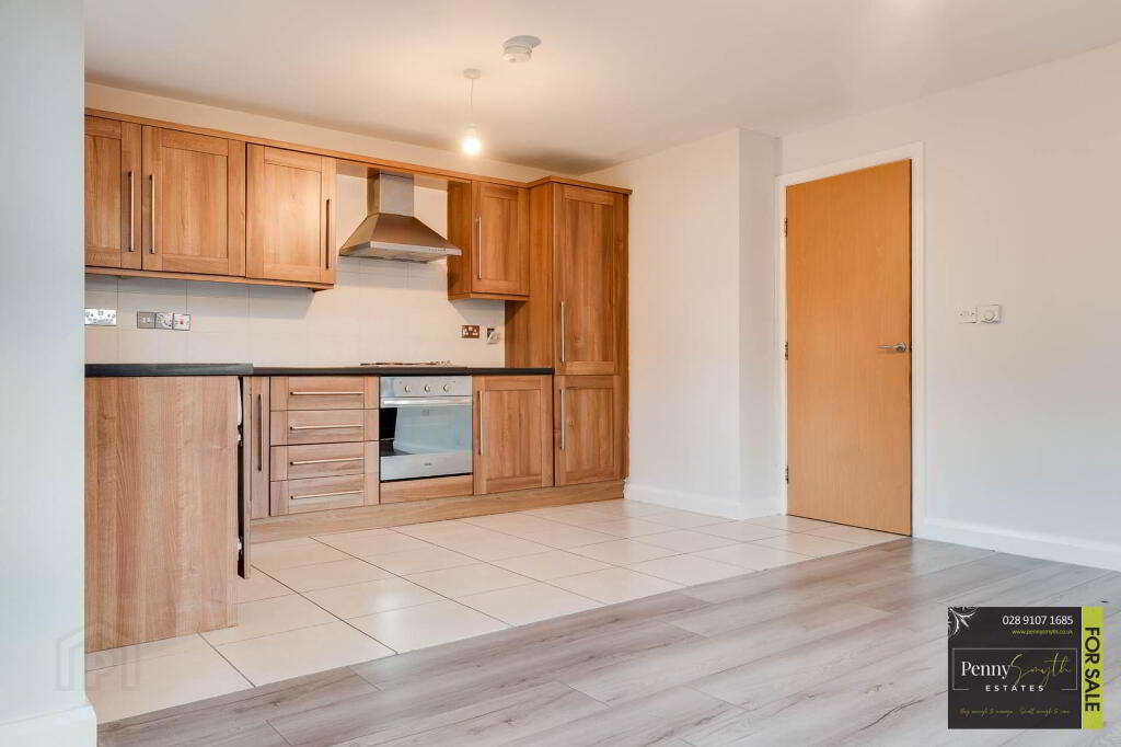 Photo 4 of 10 Linen Crescent, Bangor