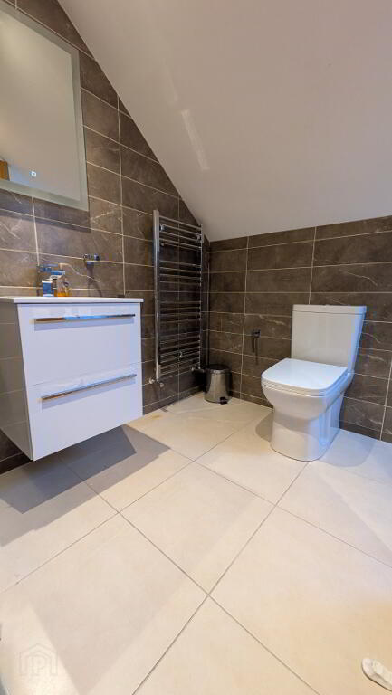 Photo 13 of Central Promenade, Newcastle