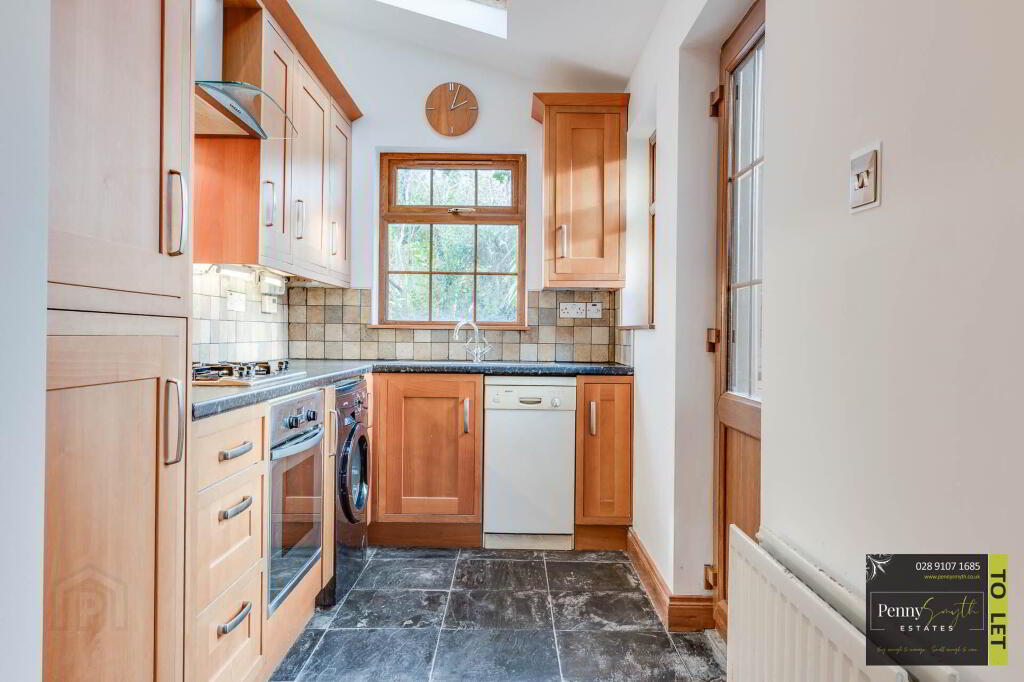 Photo 12 of 104 Bangor Road, Newtownards