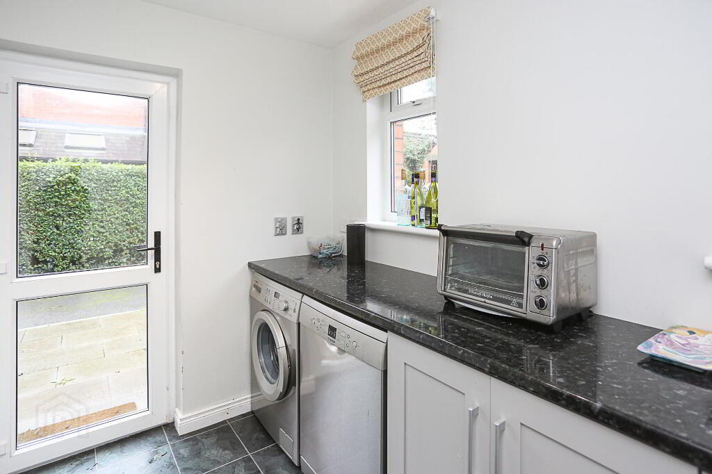 Photo 25 of 16 Graham Gardens, Belfast