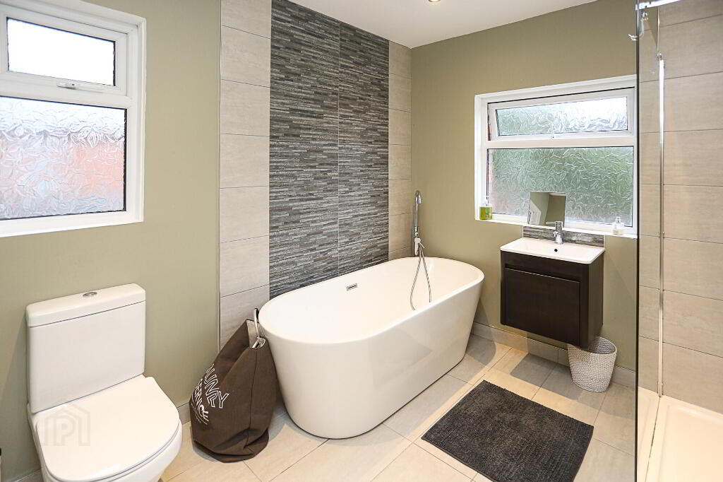 Photo 26 of 16 Graham Gardens, Belfast