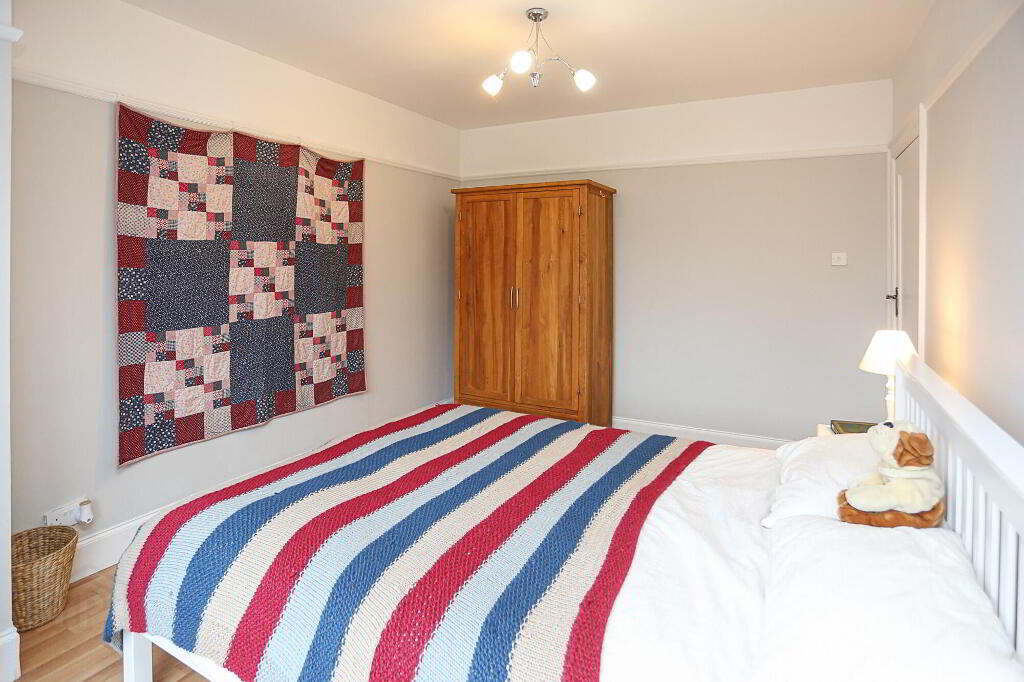 Photo 36 of 16 Graham Gardens, Belfast