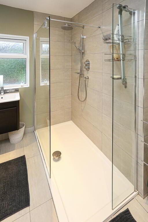 Photo 30 of 16 Graham Gardens, Belfast