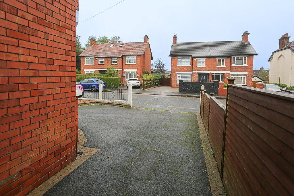 Photo 47 of 16 Graham Gardens, Belfast