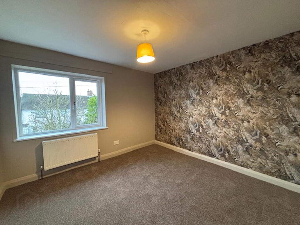 Photo 15 of 9 The Green, Holywood