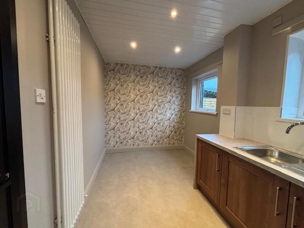 Photo 9 of 9 The Green, Holywood