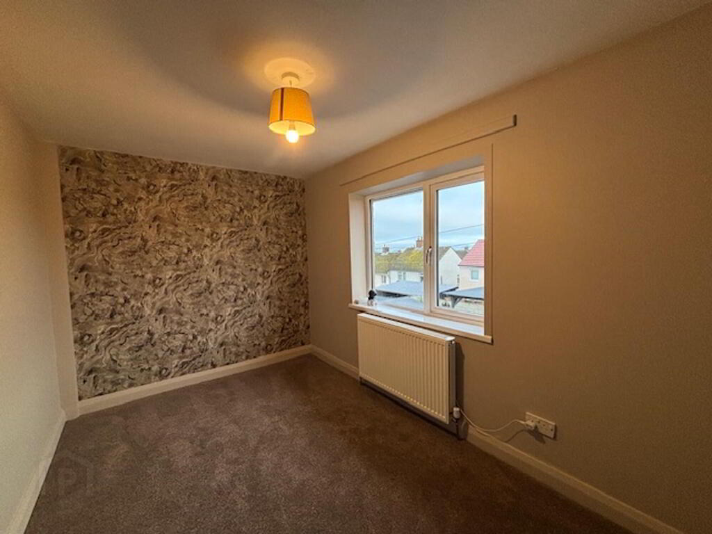 Photo 20 of 9 The Green, Holywood