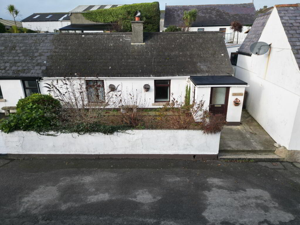 Photo 3 of 11 Shore Road, Annalong