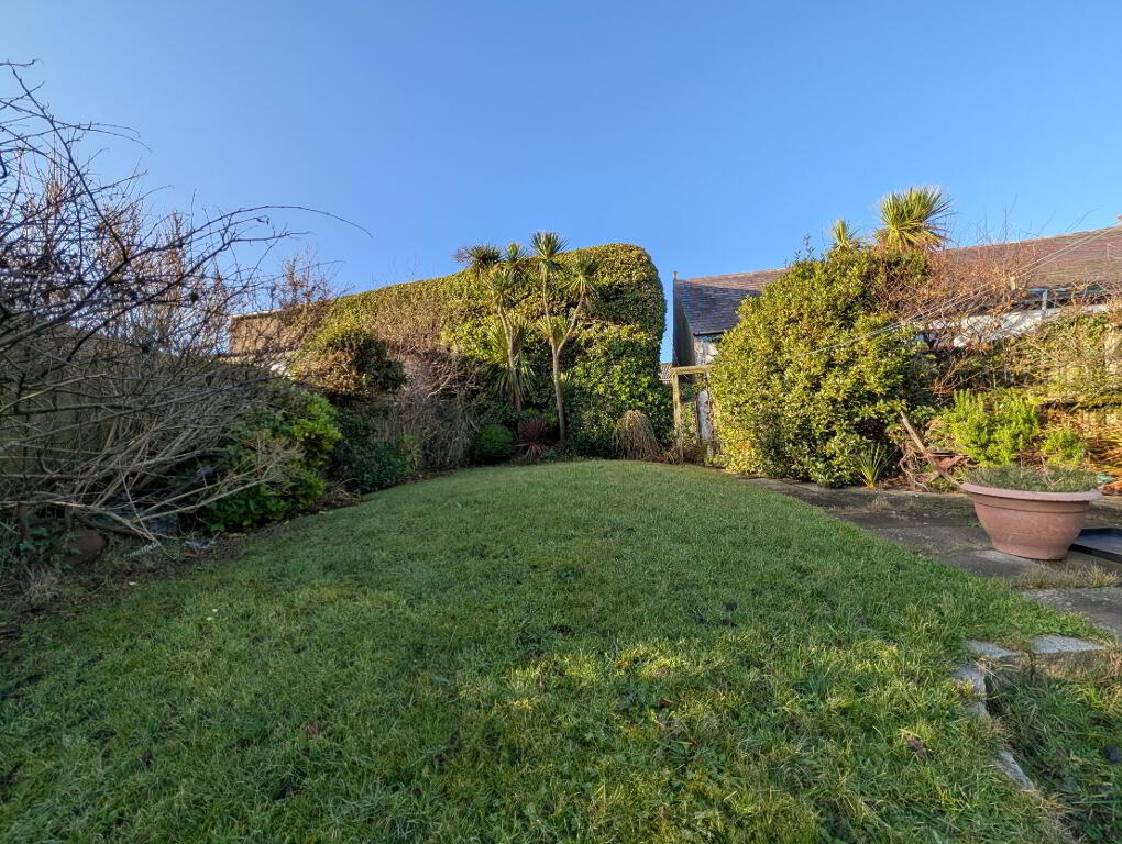 Photo 24 of 11 Shore Road, Annalong