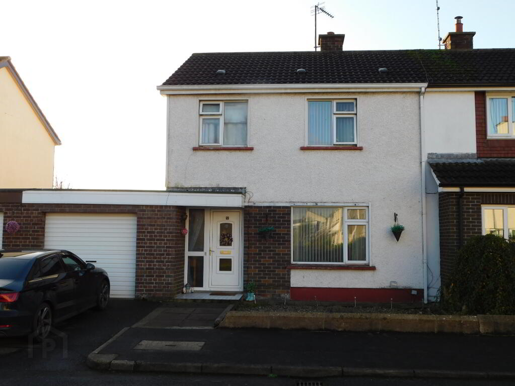 Photograph 1, 19 Orangefield Park