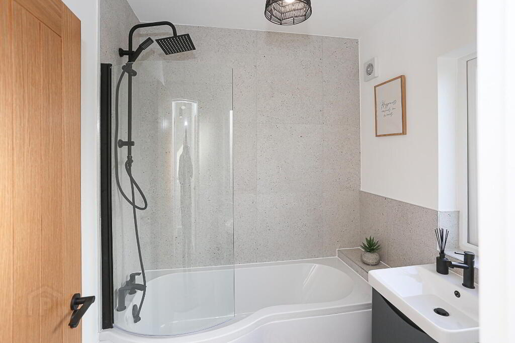 Photo 30 of 65 Dundela Street, Belfast