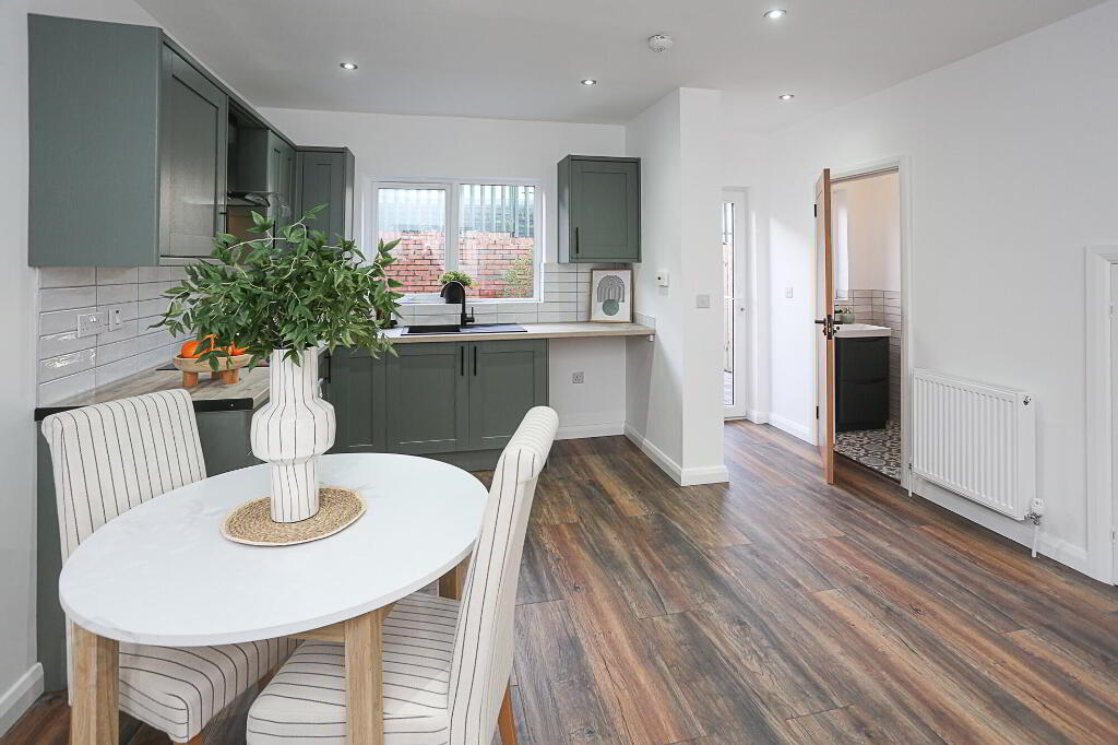 Photo 10 of 67 Dundela Street, Belfast