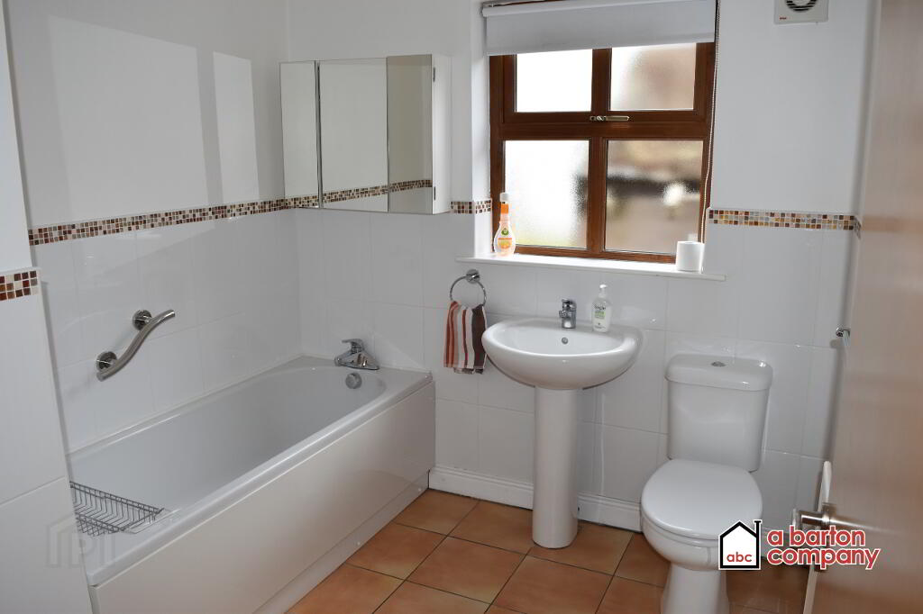 Photo 6 of Apt 2, 53 Ballyclare Road, Glengormley, Newtownabbey