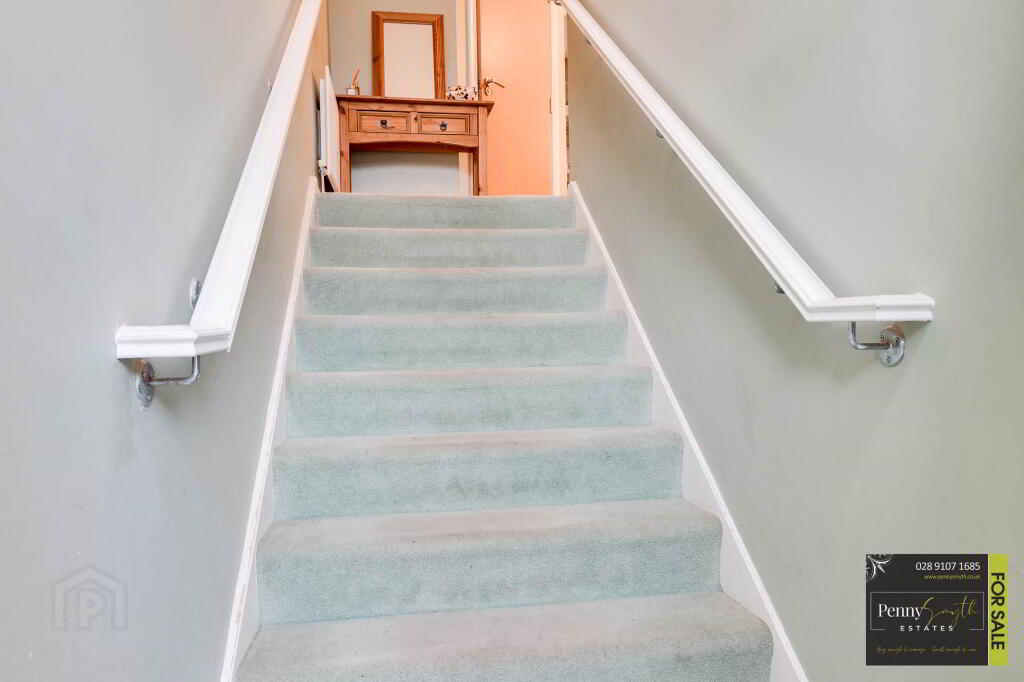 Photo 3 of 5 Upritchard Gardens, Bangor