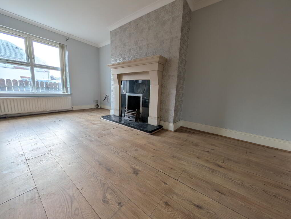 Photo 4 of 61 Boulevard Park, Newcastle