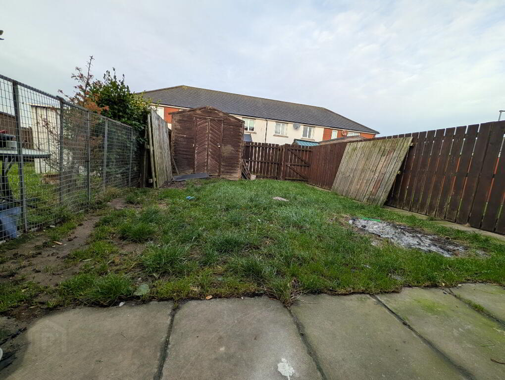 Photo 12 of 61 Boulevard Park, Newcastle