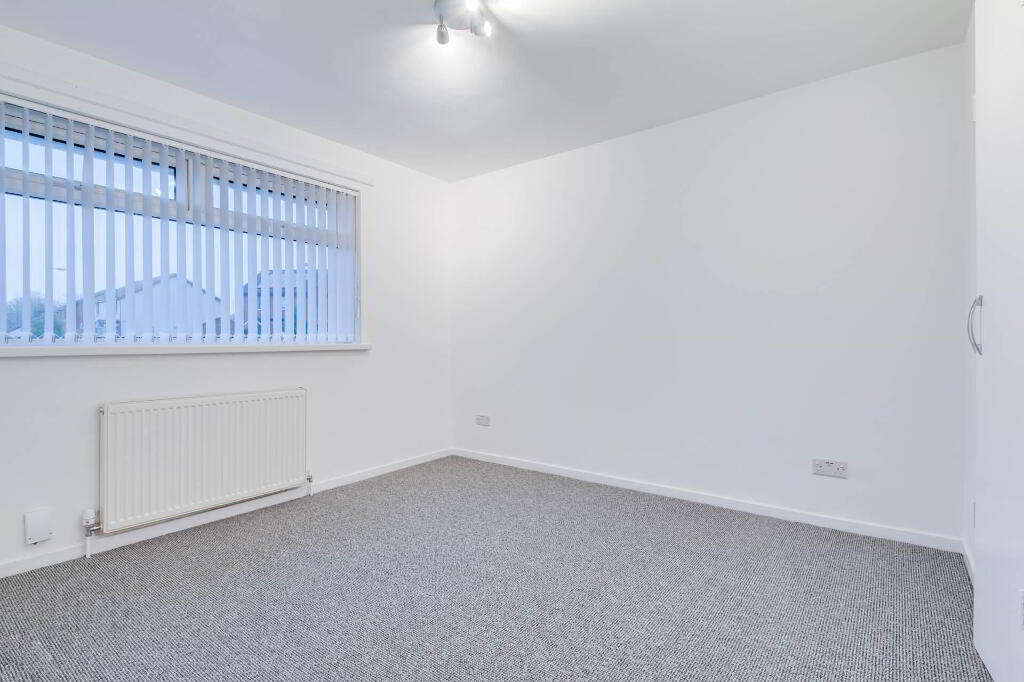 Photo 16 of 23 Ballyvester Grove, Bangor