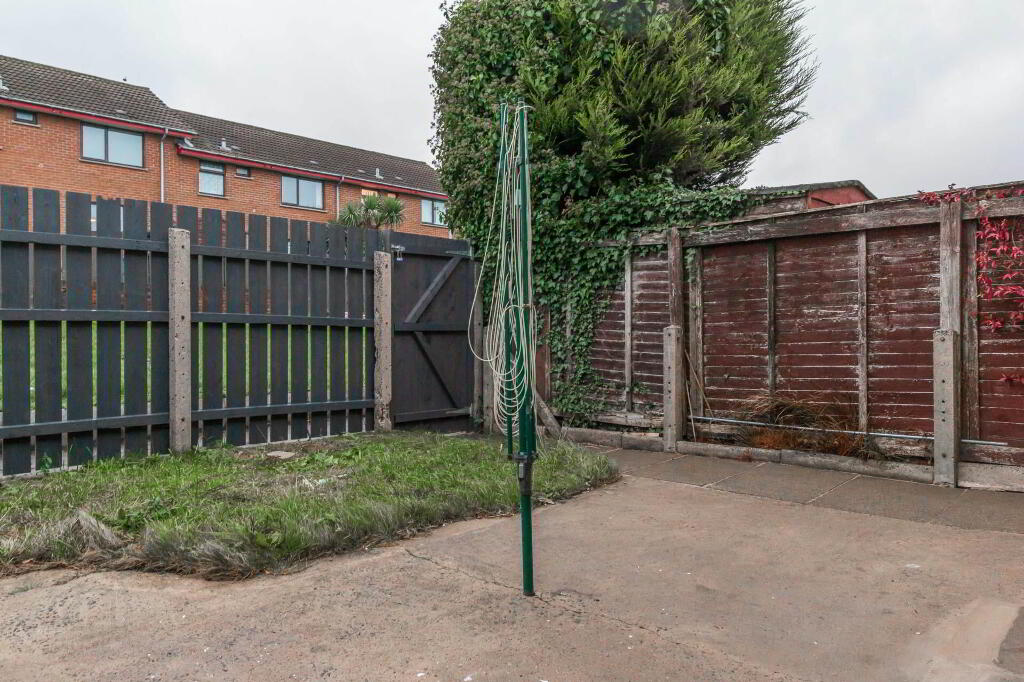 Photo 24 of 23 Ballyvester Grove, Bangor