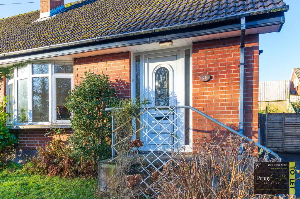 Photo 2 of 39 Meadowvale Crescent, Bangor