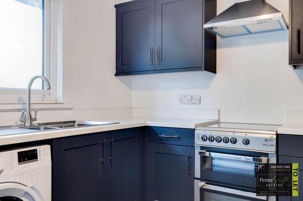 Photo 16 of 39 Meadowvale Crescent, Bangor