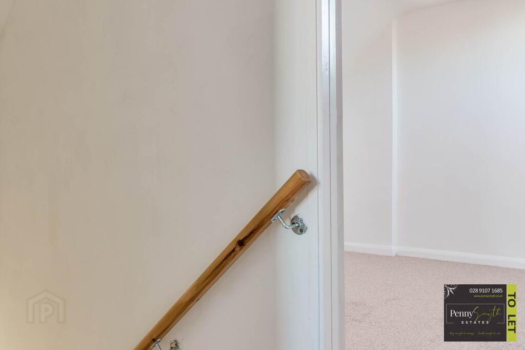 Photo 17 of 39 Meadowvale Crescent, Bangor