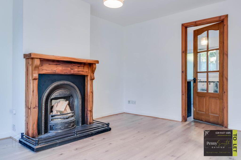 Photo 6 of 39 Meadowvale Crescent, Bangor