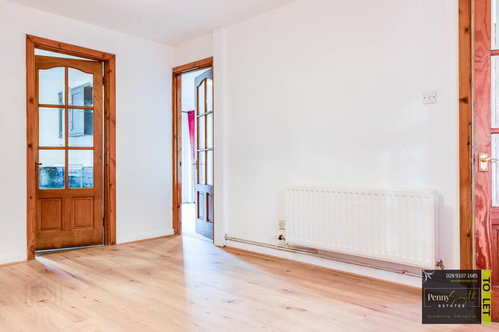 Photo 8 of 39 Meadowvale Crescent, Bangor