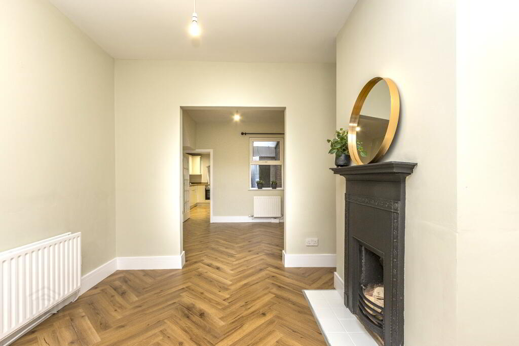 Photo 6 of 17 Belmont Avenue West, Belfast