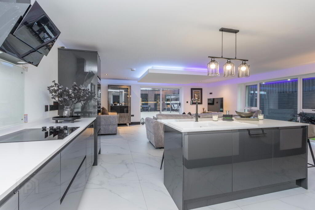 Photo 11 of 232 Ballygowan Road, Belfast