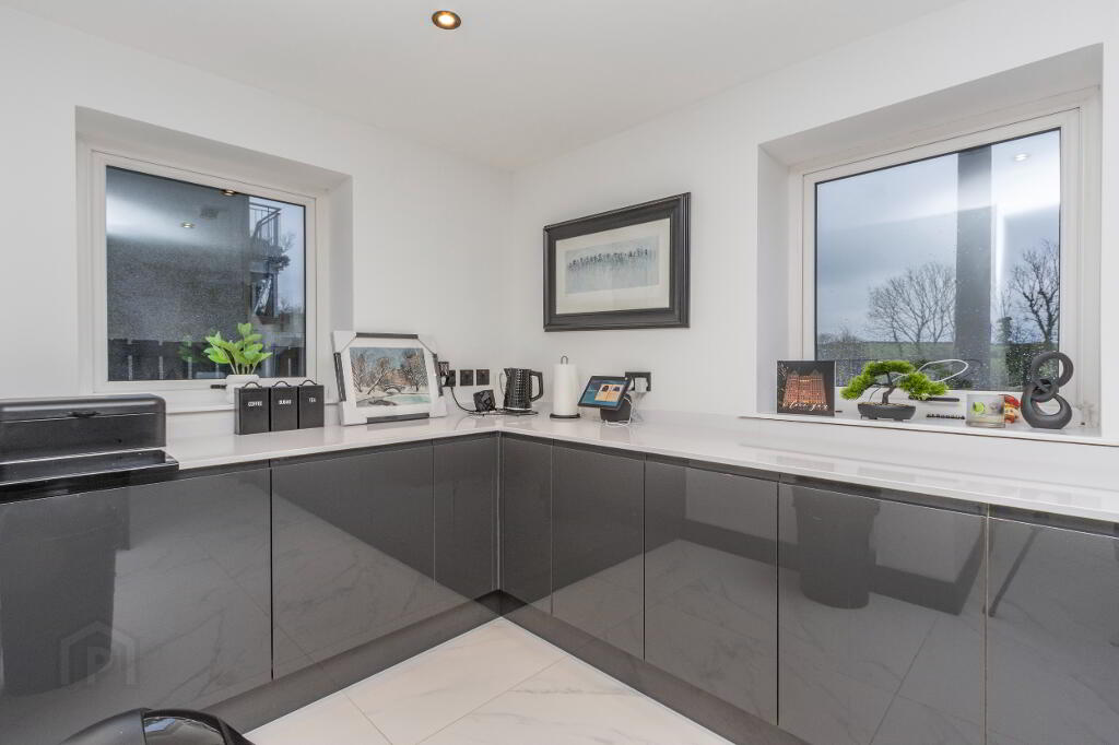 Photo 12 of 232 Ballygowan Road, Belfast