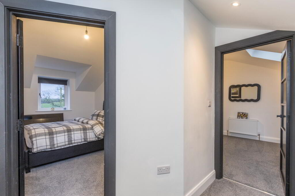 Photo 24 of 232 Ballygowan Road, Belfast