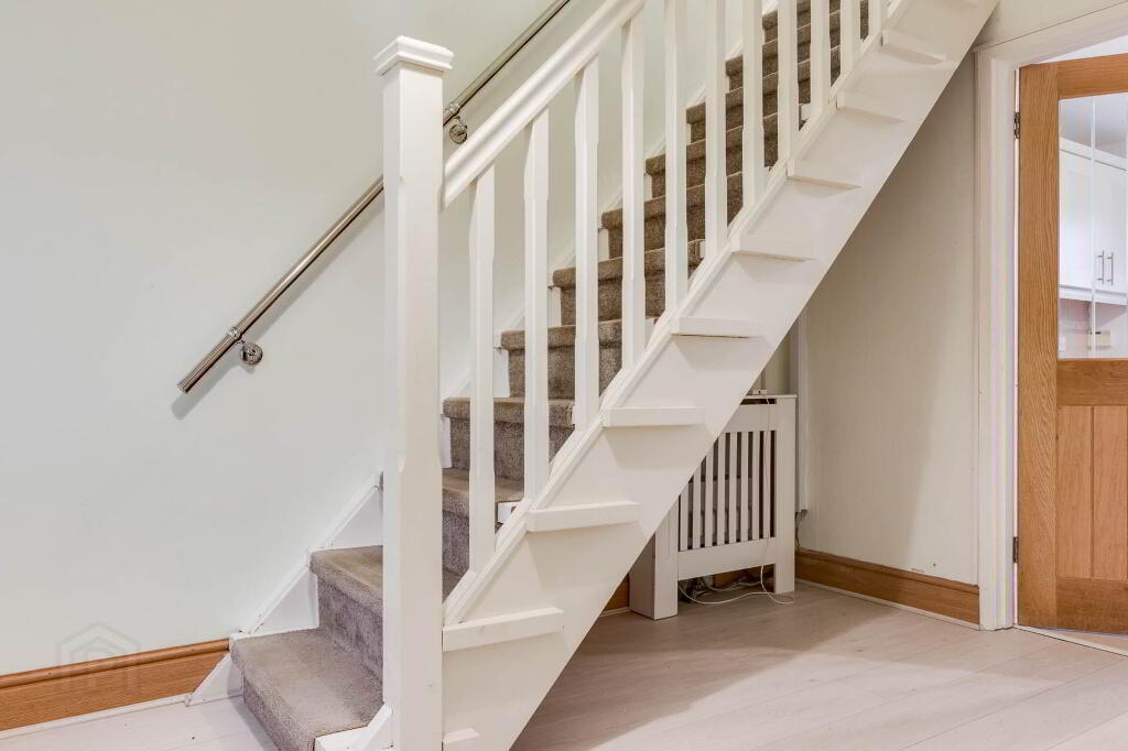 Photo 5 of 70 Ashbury Road, Bangor